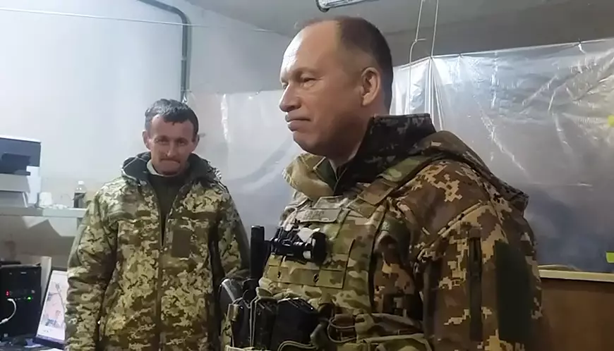 Зачем Зеленский устраивает бойню в Бахмуте