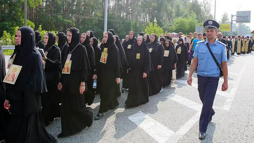 Крестный ход в Киеве победил несмотря на беснование нацистов