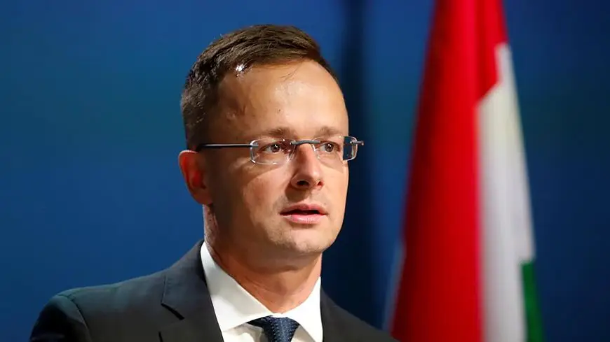 Петер Сийярто