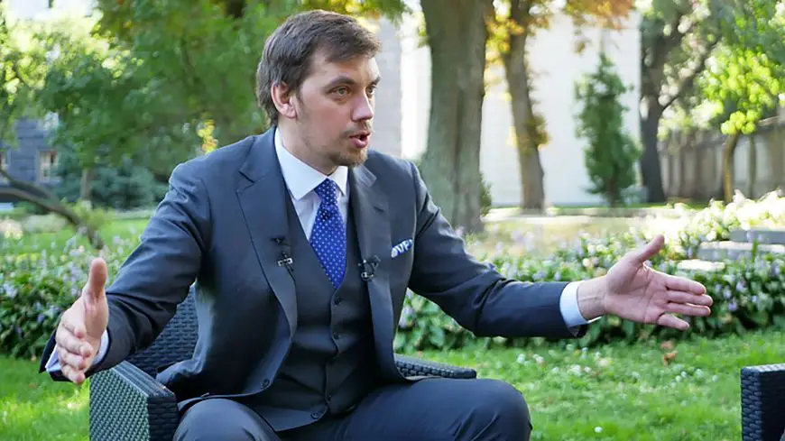 Алексей Гончарук разводит руками