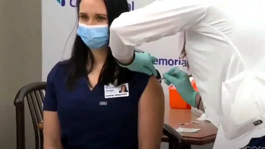 Медсестра Тиффани Давер