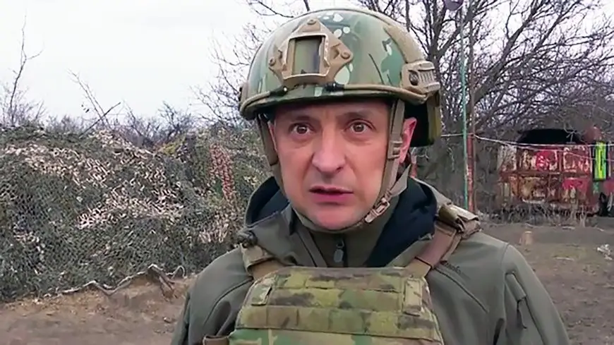 Зеленский в каске