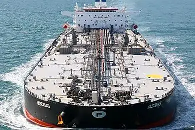 Танкер с росийской нефтью