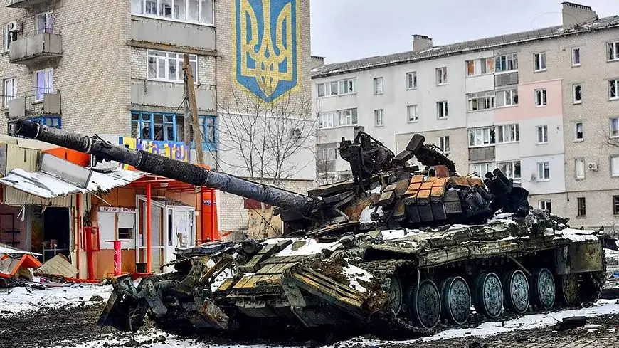 Подбитый танк на Украине