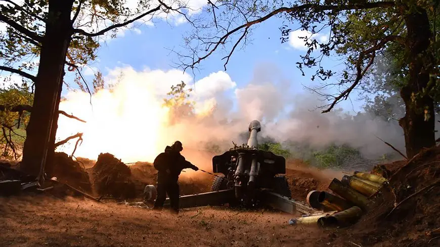 работает артиллерия