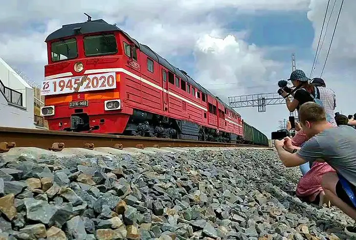 Открытие грузового железнодорожного сообщения по Крымскому мосту.