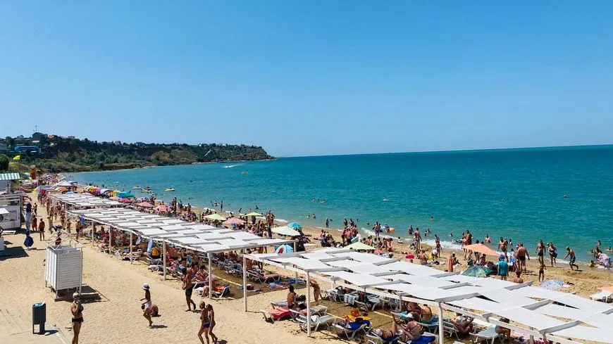 Пляж в Учкуевке