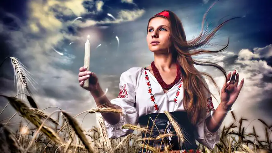 Девушка со свечой