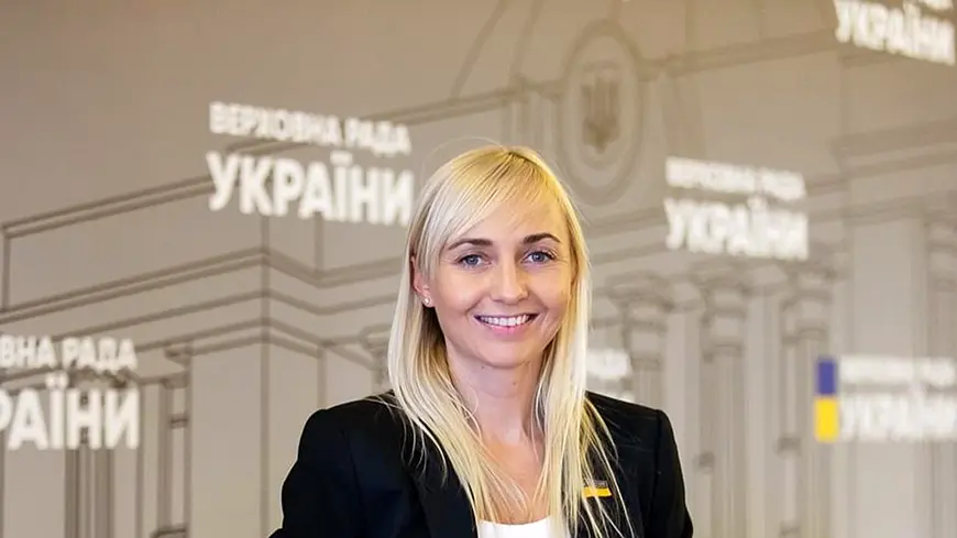 Александра Устинова