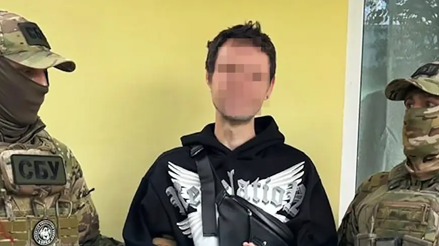 Арестованный безымянный блогер