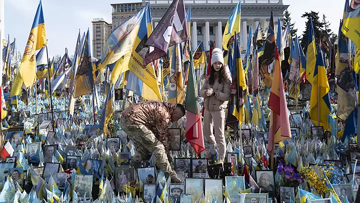 мемориал погибшим на майдане в киеве